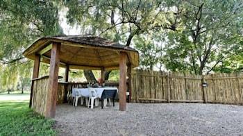 Rustika Guest Lodge