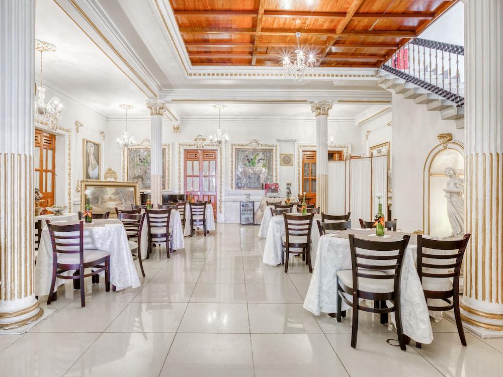 Hotel Casa Garay