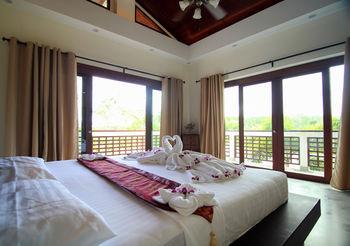 Aonanta Pool Villas