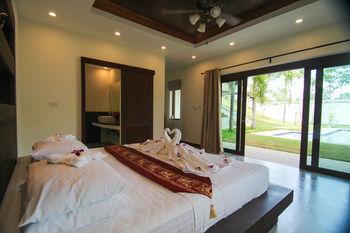 Aonanta Pool Villas