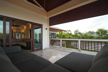 Aonanta Pool Villas