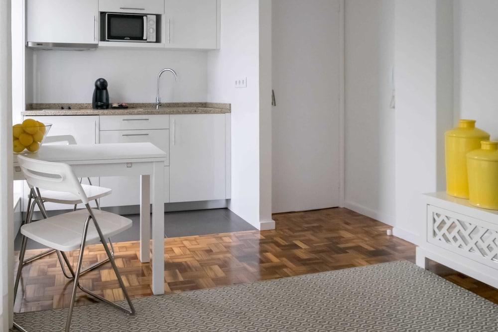 Simon Guest Apartments