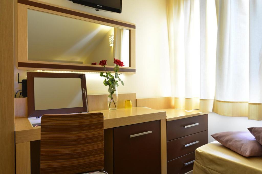 Hotel Rosignano