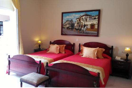 Hotel E La Sevillana