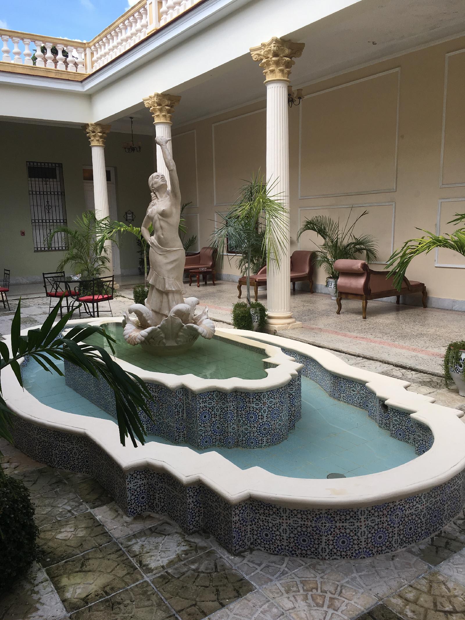 Hotel E La Sevillana