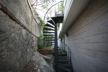 Bonum 1957 Hanok Stay and Hotel