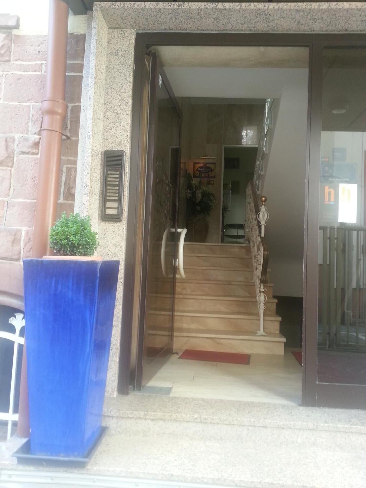 Hotel Garni Frankfurt