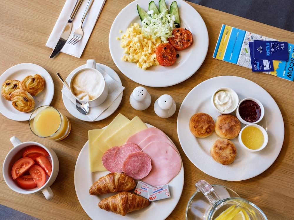 Holiday Inn Express Moscow - Sheremetyevo Airport