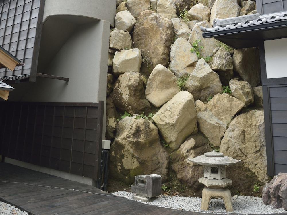 Madokano Mori