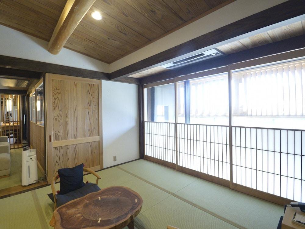 Madokano Mori