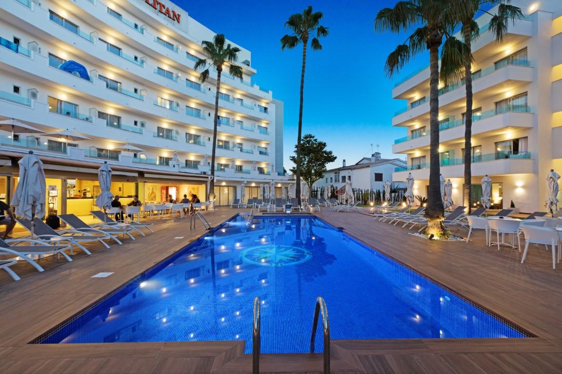 Metropolitan Playa JUKA Aparthotel