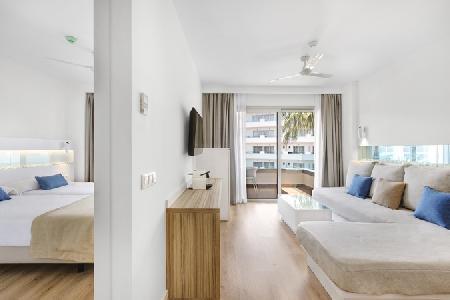 Metropolitan Playa JUKA Aparthotel