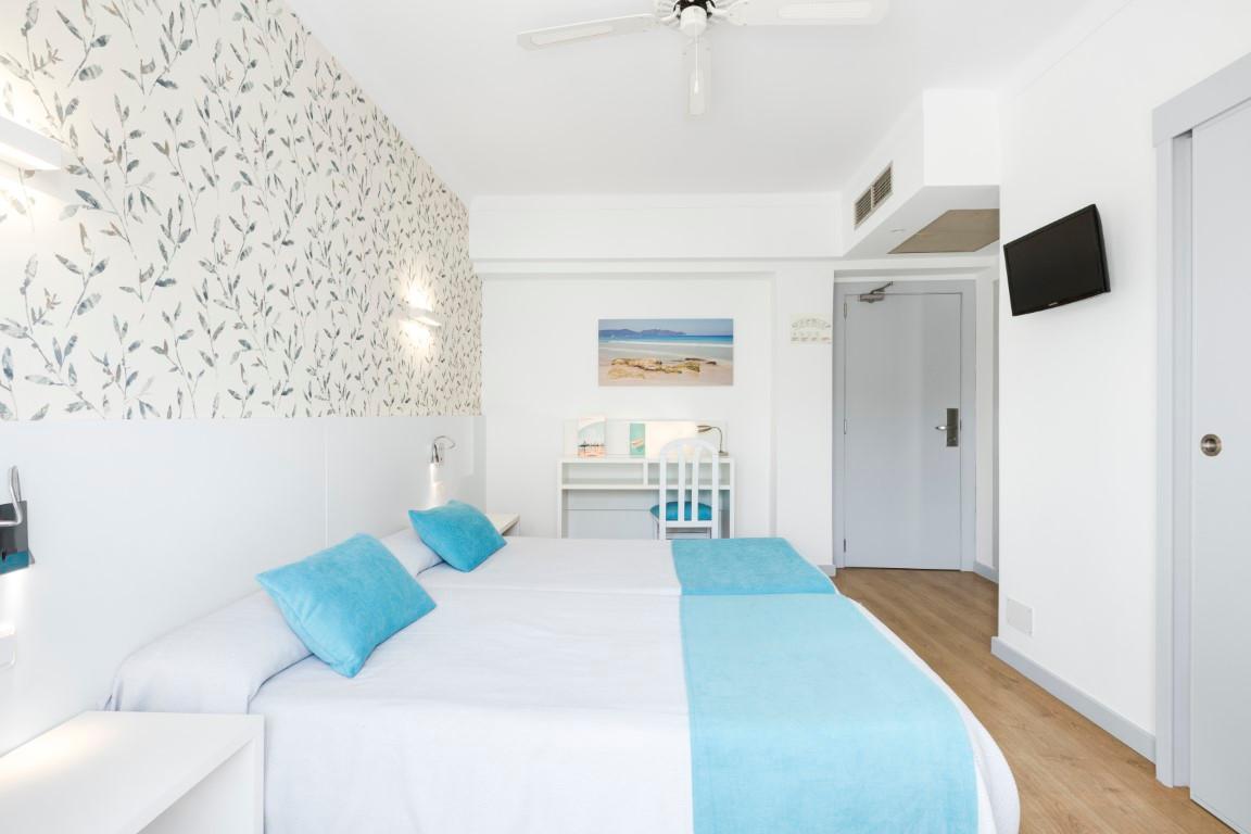 Metropolitan Playa JUKA Aparthotel