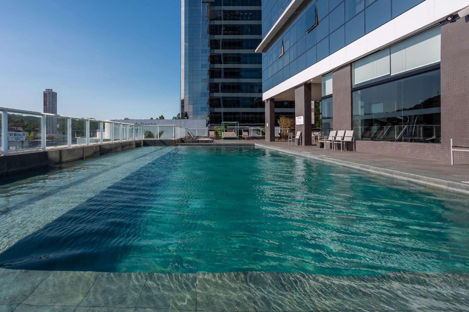 Hilton Garden Inn Itajaí – Praia Brava