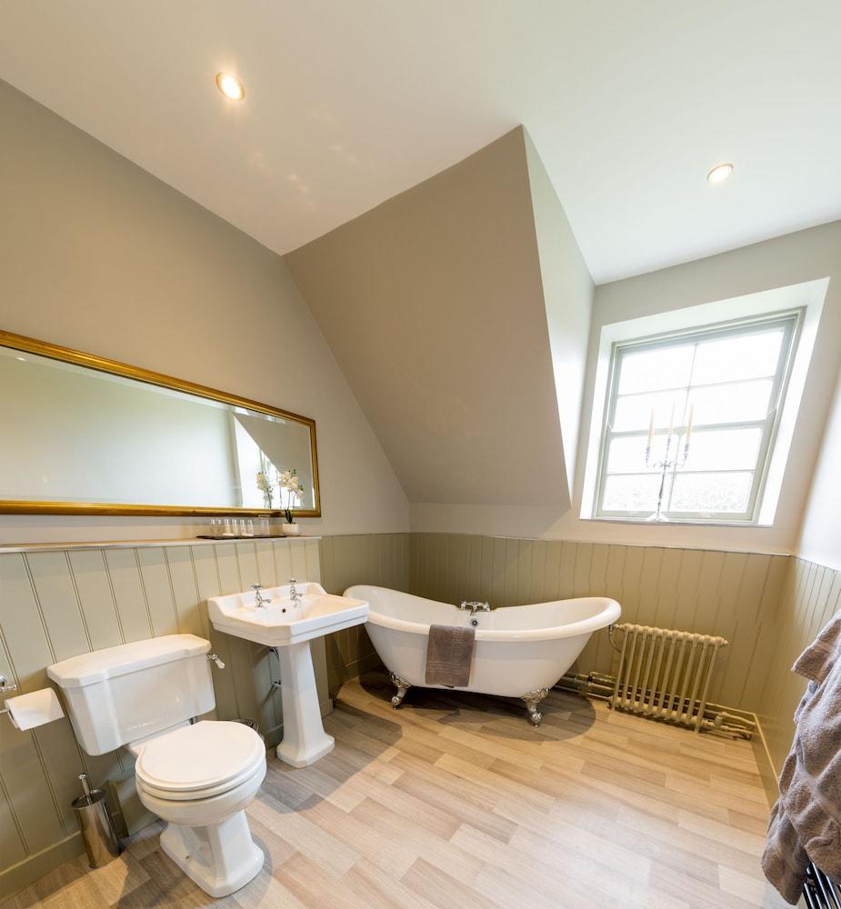 The Stair Arms Hotel