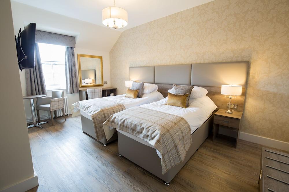 The Stair Arms Hotel