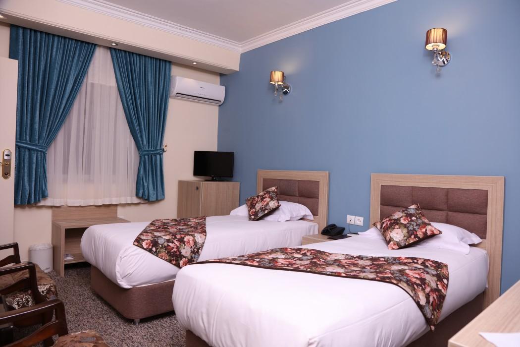 Hally Hotel