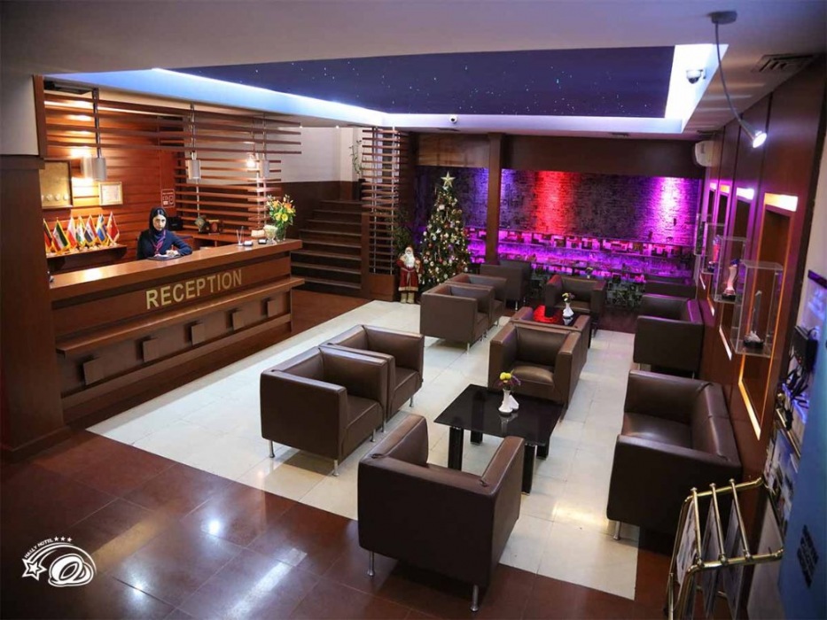 Hally Hotel