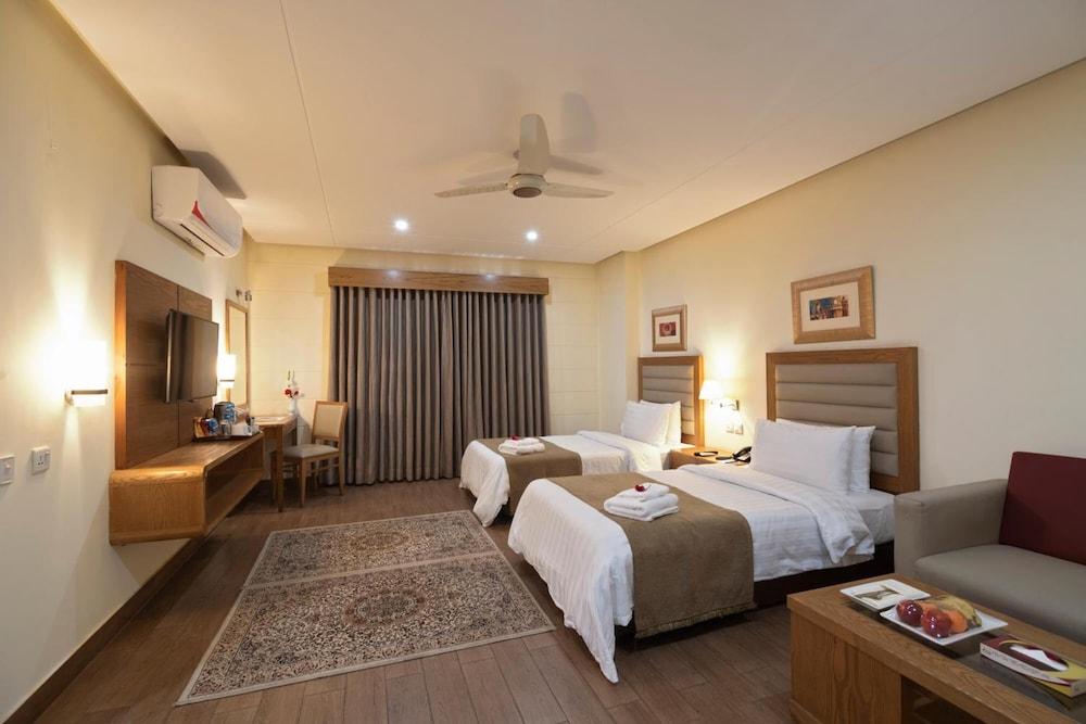 Hotel One Tariq Road Multan