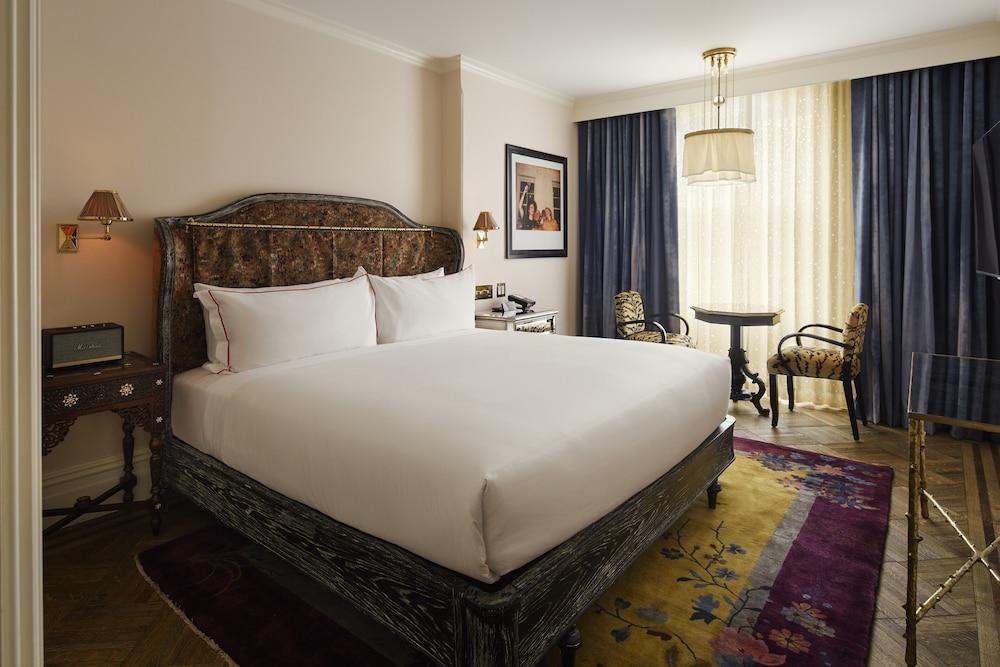The Hotel Chelsea