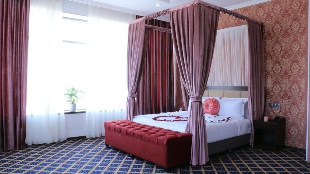 Corniche Family Hotel Baku