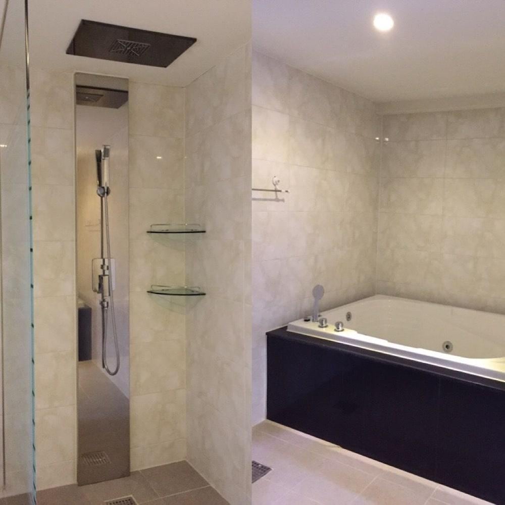 Orsay Business Hotel