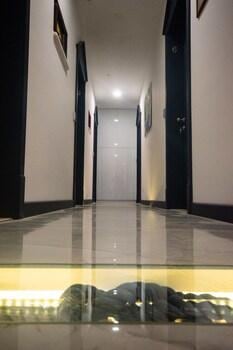 Rooms Center