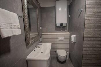 Rooms Center