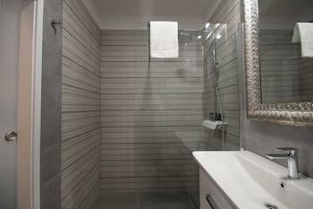 Rooms Center