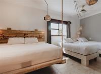 40 Canones Hotel
