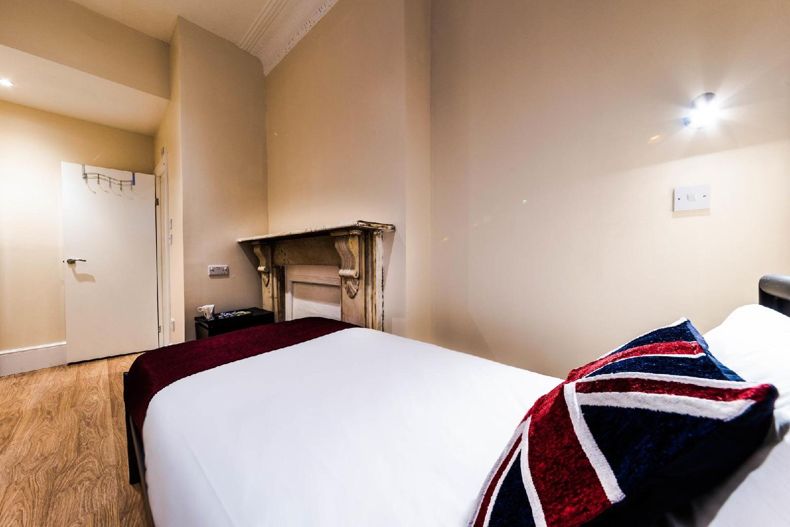 Hellenic Hotel London