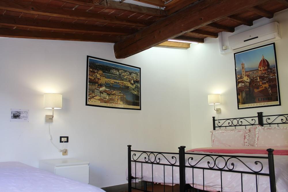 Max Apartments