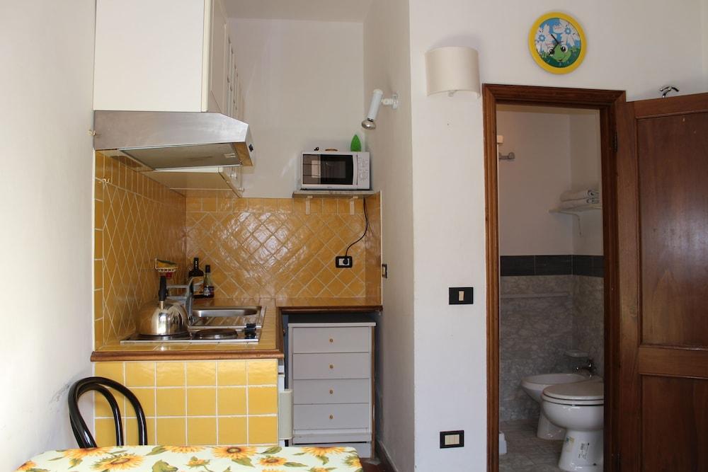 Max Apartments