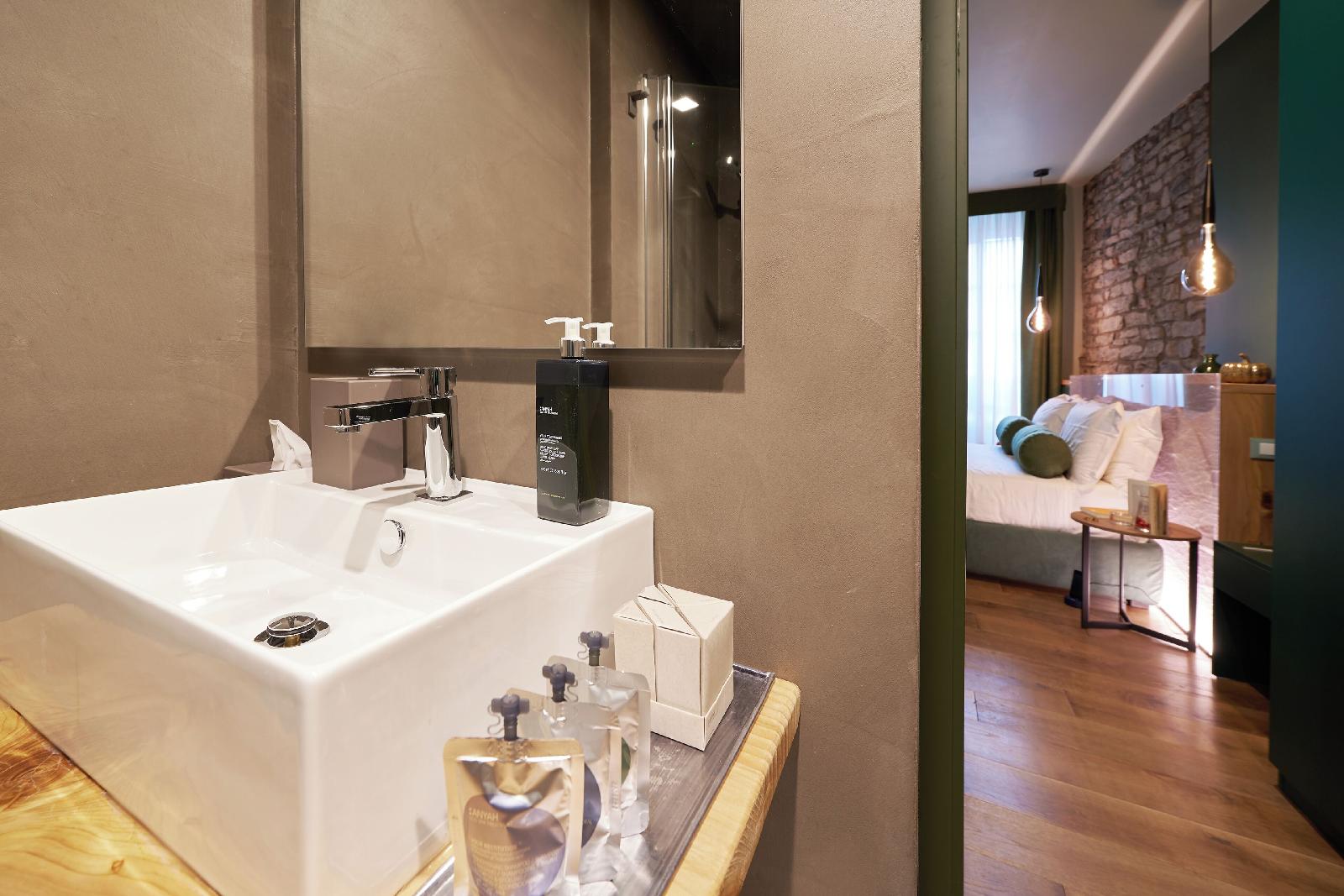 73 Boutique Hotel