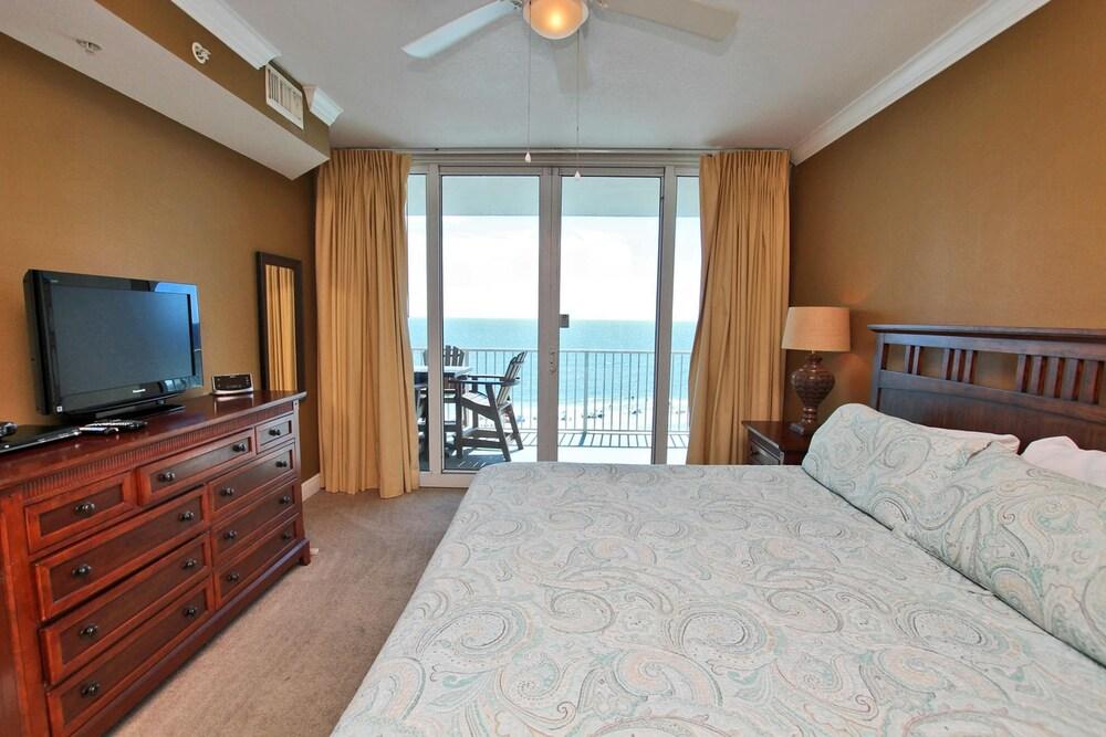 San Carlos Condominiums by Youngs Sun Coast