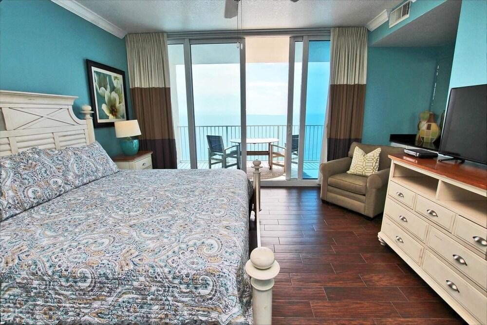 San Carlos Condominiums by Youngs Sun Coast