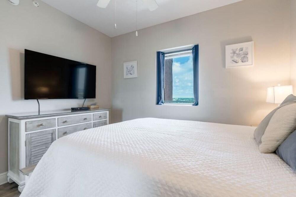 San Carlos Condominiums by Youngs Sun Coast