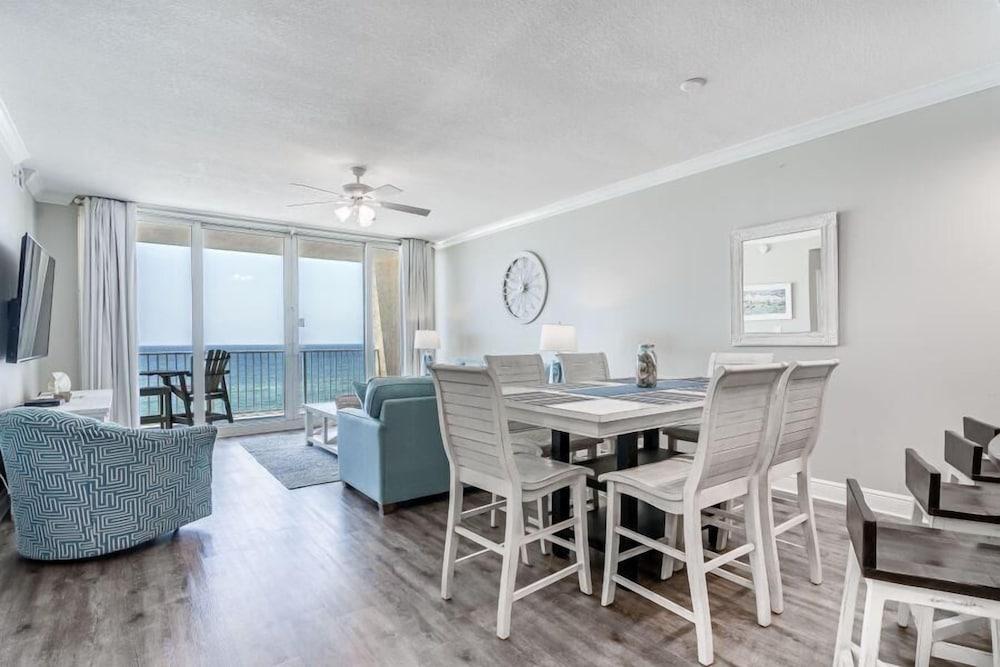 San Carlos Condominiums by Youngs Sun Coast