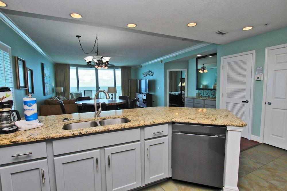 San Carlos Condominiums by Youngs Sun Coast