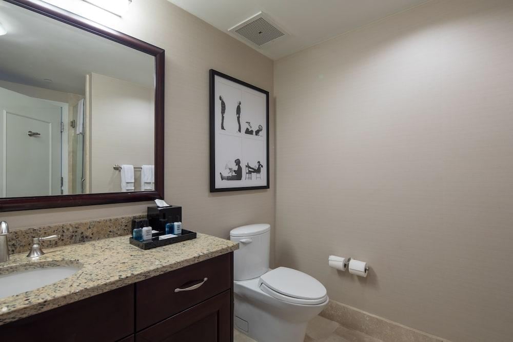 Fontainebleau Miami Beach Private Suites