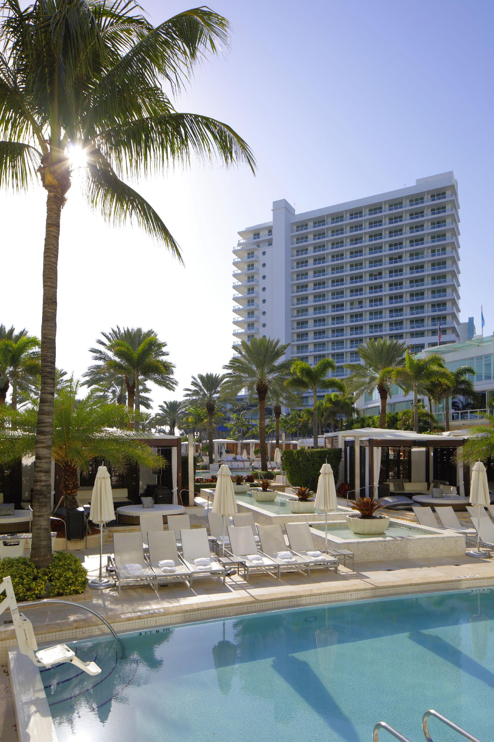 Fontainebleau Miami Beach Private Suites