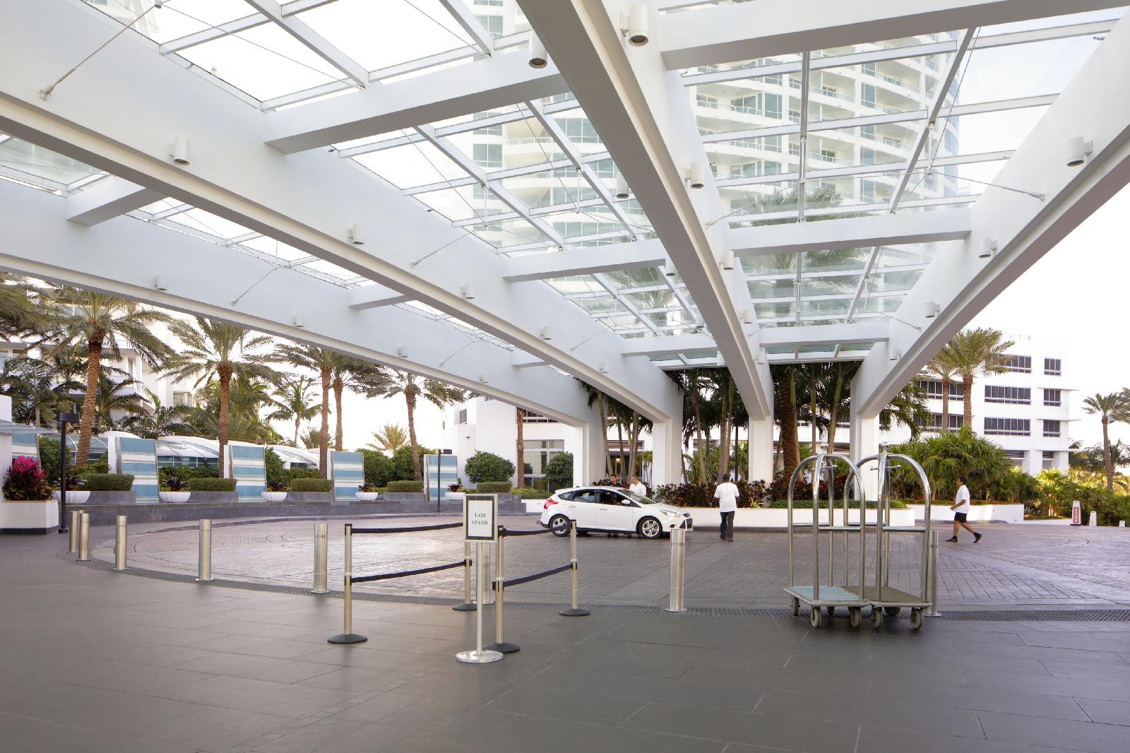 Fontainebleau Miami Beach Private Suites