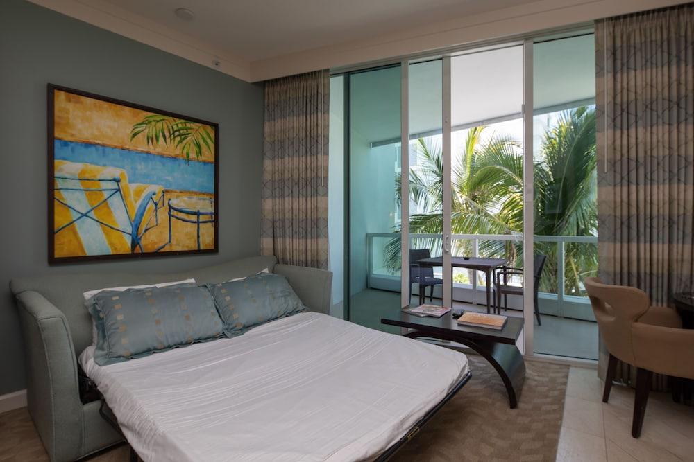 Fontainebleau Miami Beach Private Suites