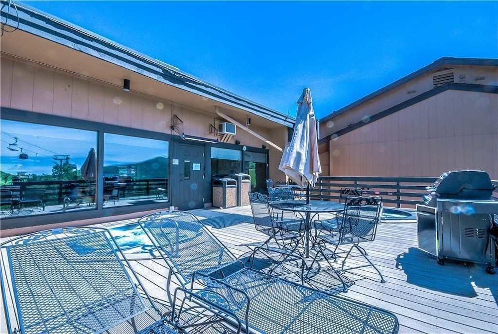 Ski Inn Condominiums