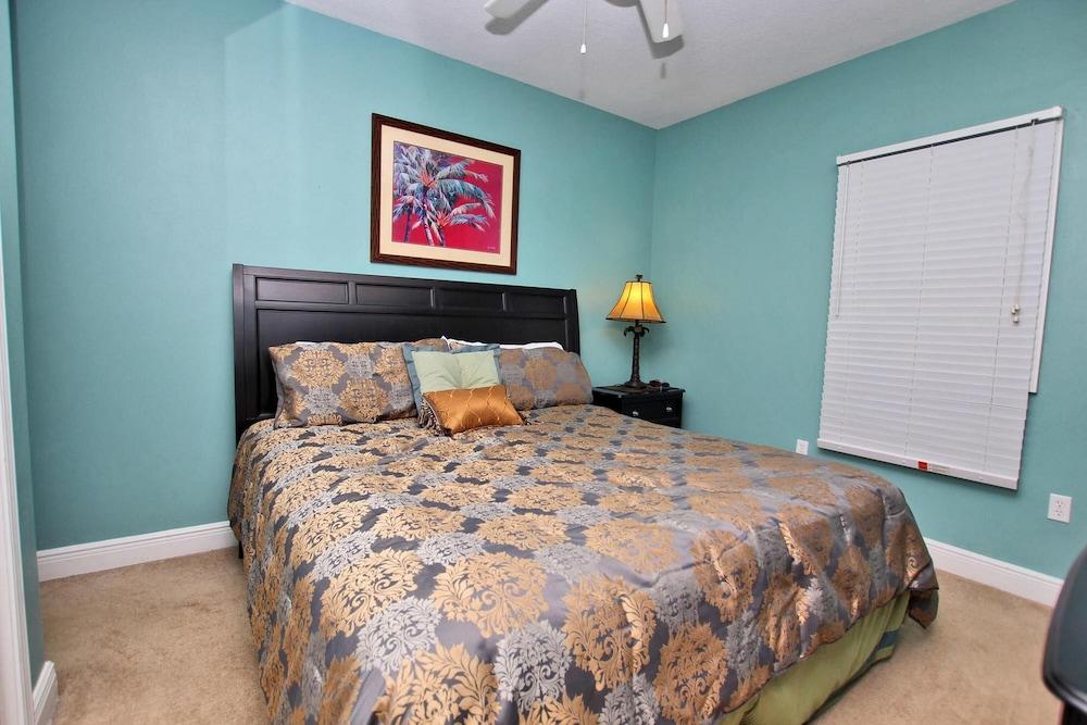 San Carlos Condominiums by Youngs Sun Coast