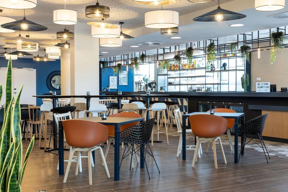 Hampton by Hilton Tours Centre