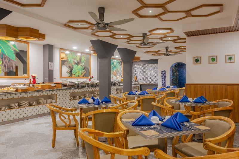 Kaani Palm Beach
