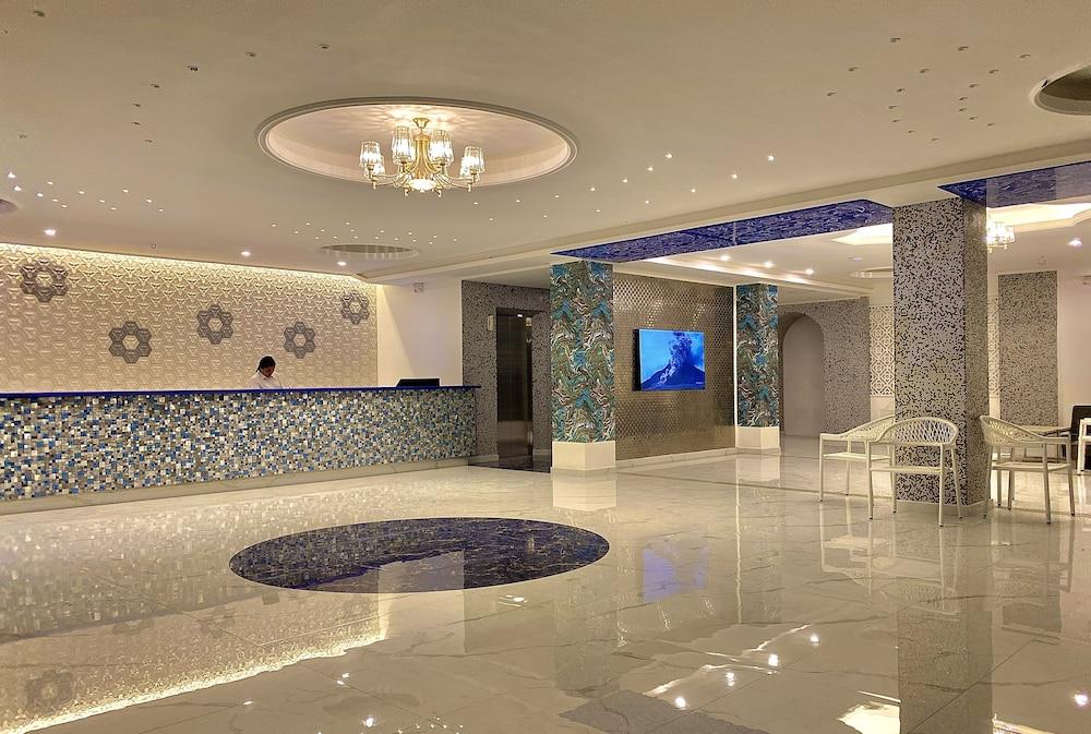 Kaani Palm Beach