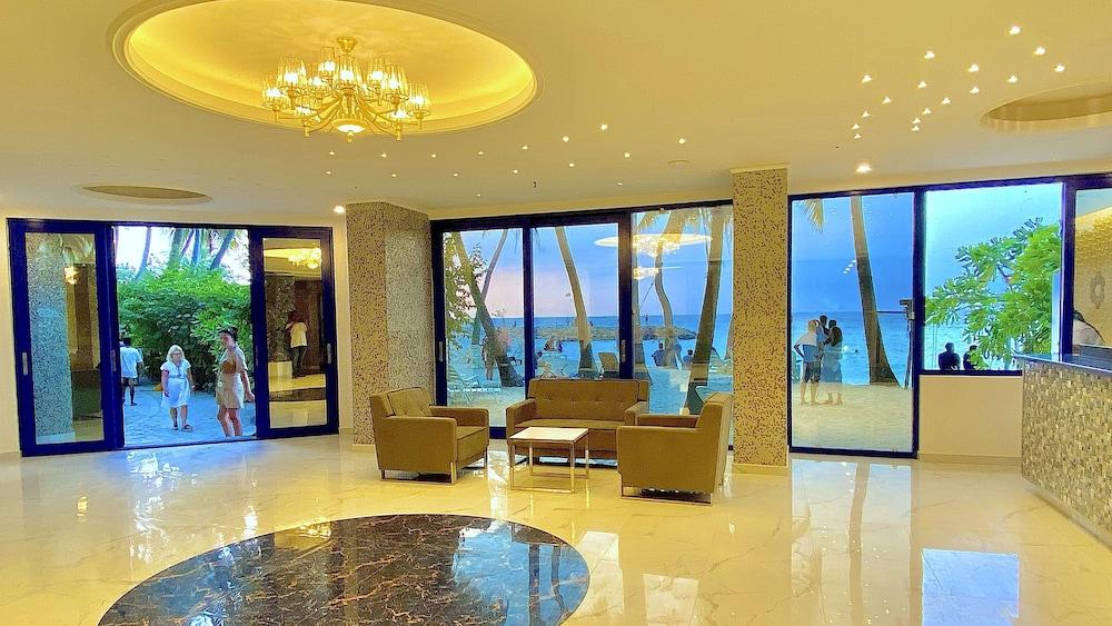 Kaani Palm Beach