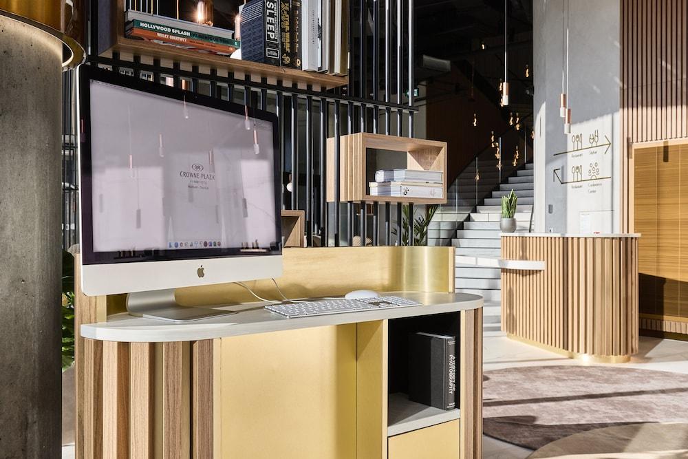 Crowne Plaza Warsaw - The HUB